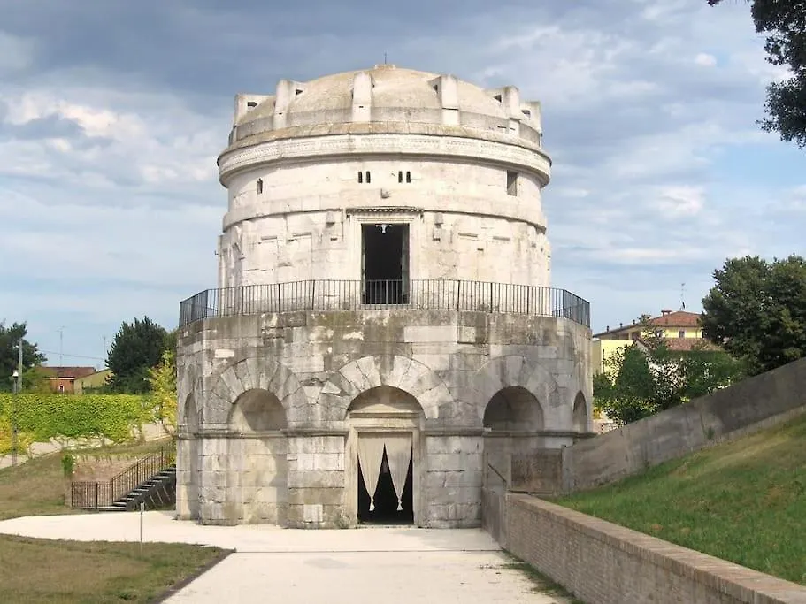 A Casa Di Pepa - Accogliente Come Casa Tua! Ravenna 0*,